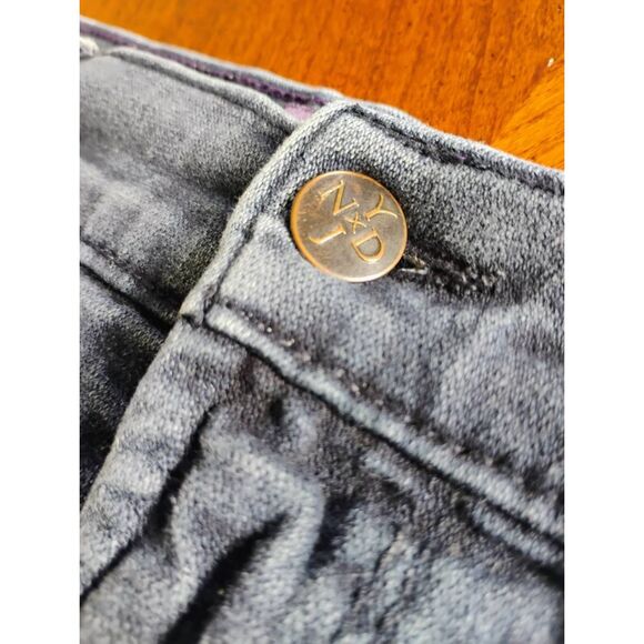 NYDJ New York Denim Jeans Size: 14 (1333) - Picture 2 of 6